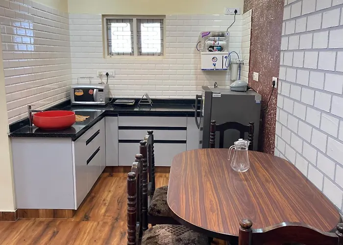 Service Apartment